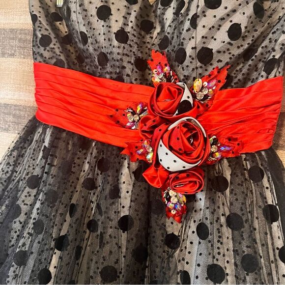 Tony Bowls Black/White Polka Dot With Red Flowers Strapless Mini Dress Size 10 - Picture 5 of 12